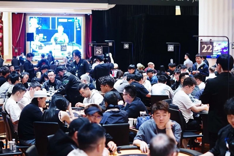 【EPCP扑克】TLPT济州岛站｜主赛B组171人次火爆对战剩余26人晋级！Bai Yunpeng狂揽超80万计分笑傲全场！YIMING LEE斩获巡游豪客赛王冠！