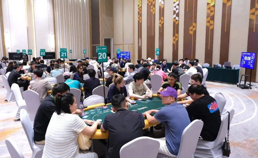 【EPCP扑克】DXPC丹霞杯 | 常田甜开幕赛逆转登顶,多名巾帼力量展现温柔与强劲!首届亚军女神温祖仪重返赛场