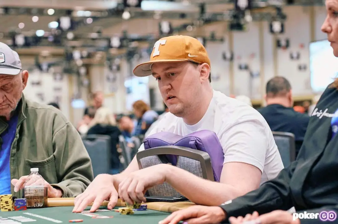 【EPCP扑克】高额常规桌风云：“Texas Mike”狂泻147万刀，赛后怒喷全场“全是狙击怪”！