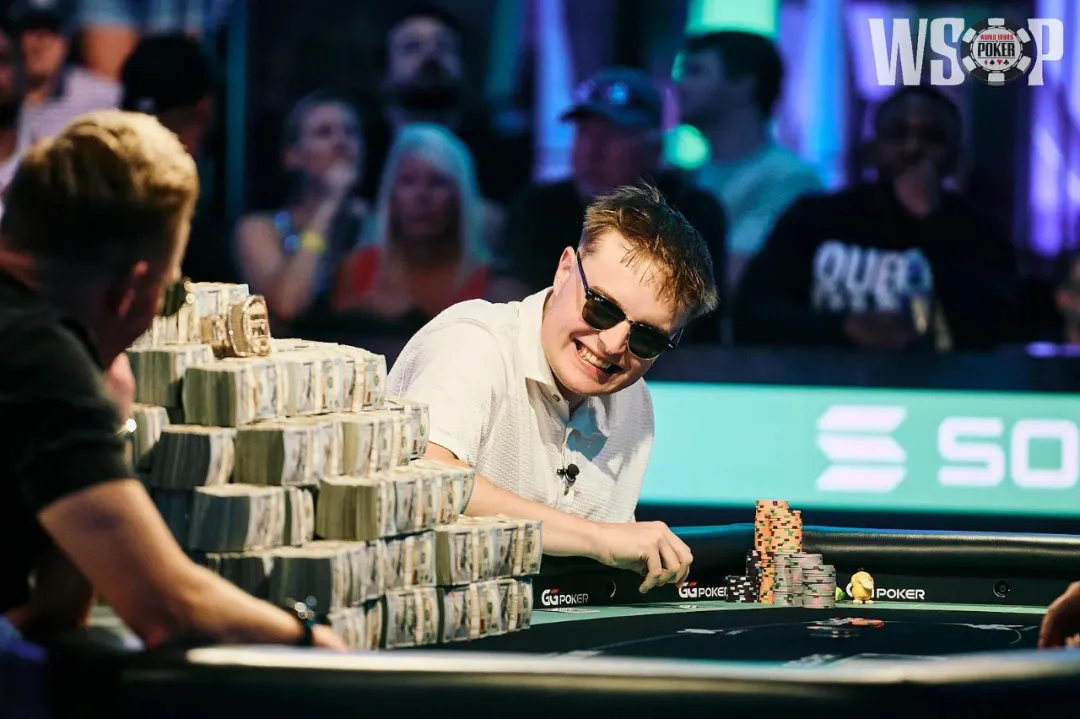 【EPCP扑克】WSOP主赛冠军亲自复盘:若河牌不是黑桃,他还会继续开火吗?答案令人大失所望!