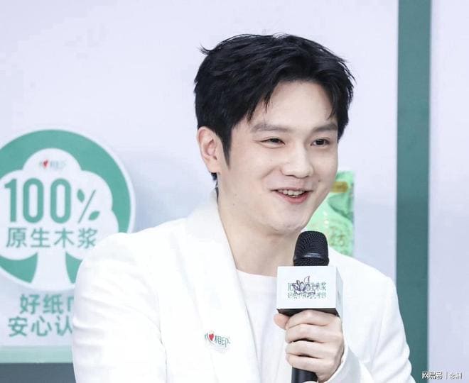 【EPCP扑克】樊振东发文怒斥偷拍:以爱为名,也不能侵犯隐私