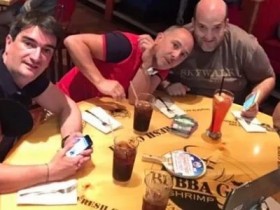 【EPCP扑克】话题 | 为什么在扑克中拥有真正的朋友很重要